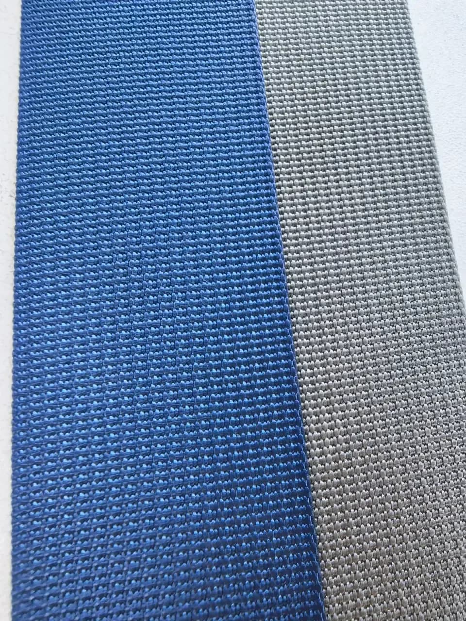 Ribbed webbing in blue, gray and black
